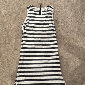 Vineyard Vines Dress